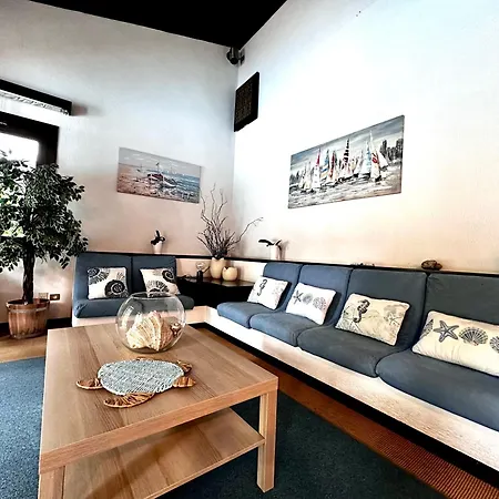 ヴィラ La Grande With Pool *