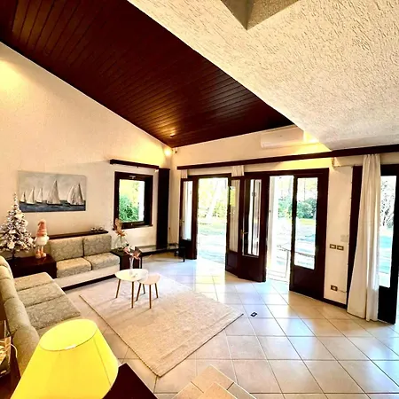 Villa La Grande With Pool