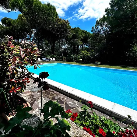 La Grande With Pool